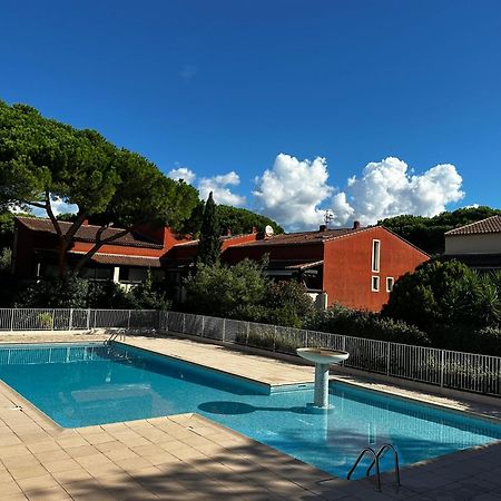 Frejus - Appartement 4 Personnes - Piscine Dış mekan fotoğraf